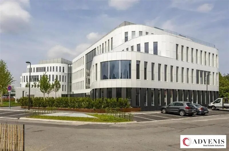 Office in VILLENEUVE-D'ASCQ for lease Building Photo- Image 1 of 7