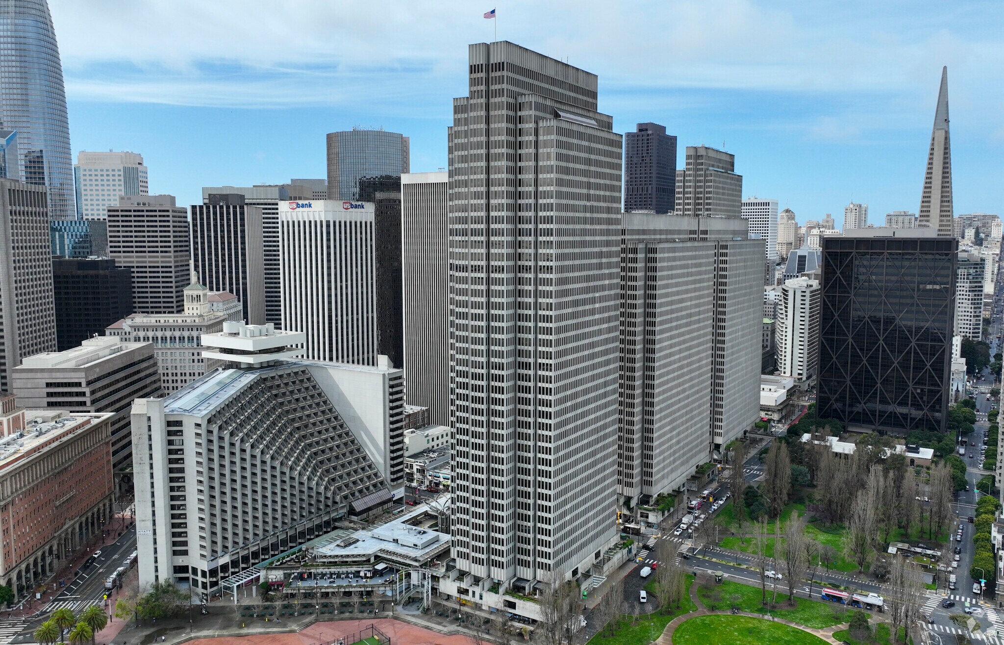 4 Embarcadero Ctr, San Francisco, CA for lease Building Photo- Image 1 of 4