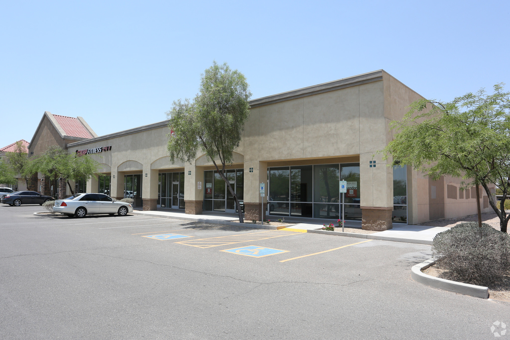 992 E Cottonwood Ln, Casa Grande, AZ 85122 - Safeway Plaza | LoopNet