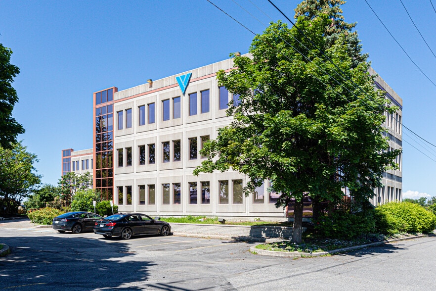 7405 Rte Transcanadienne, Montréal, QC for lease - Building Photo - Image 3 of 11