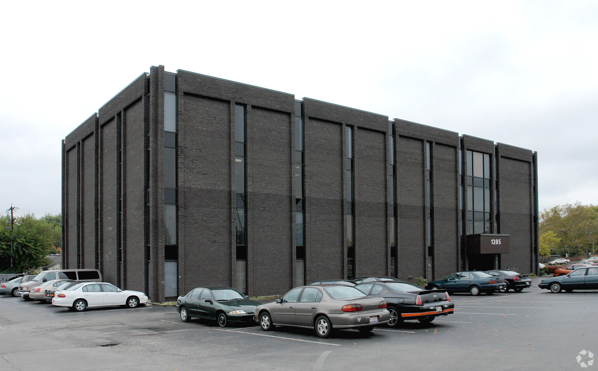 1395 E Dublin Granville Rd, Columbus, OH for lease Building Photo- Image 1 of 8