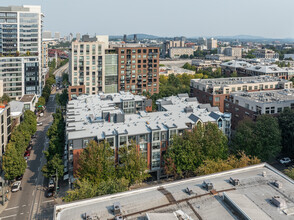 1102 NW Lovejoy St, Portland, OR - aerial  map view