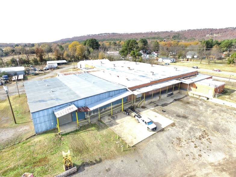 600 SW 1st St, Atkins, AR for sale - Primary Photo - Image 1 of 1