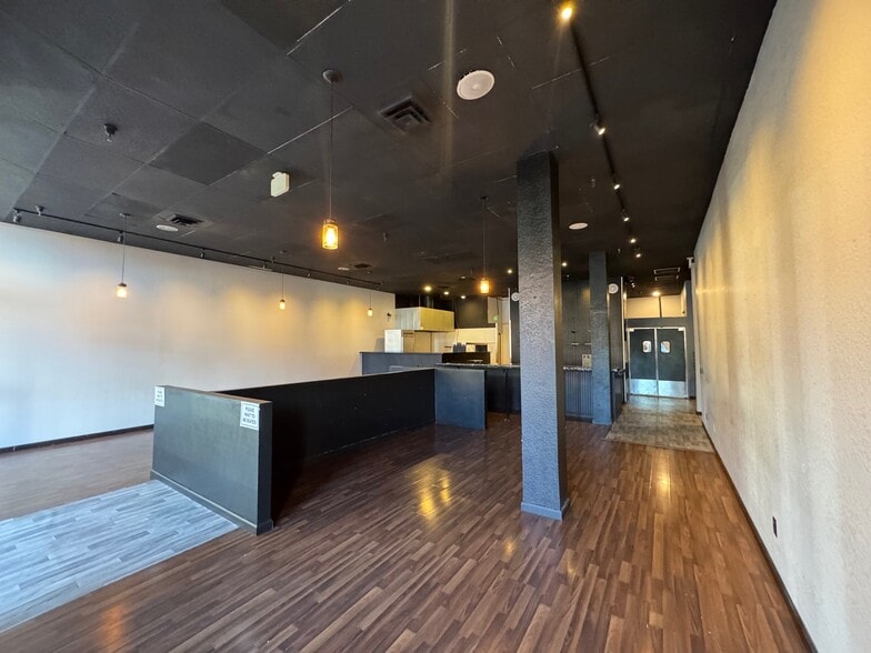 115 N Washington St, Spokane, WA for lease - Building Photo - Image 2 of 5