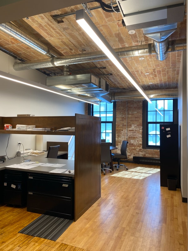 215 W Ontario St, Chicago, IL for lease Building Photo- Image 1 of 8