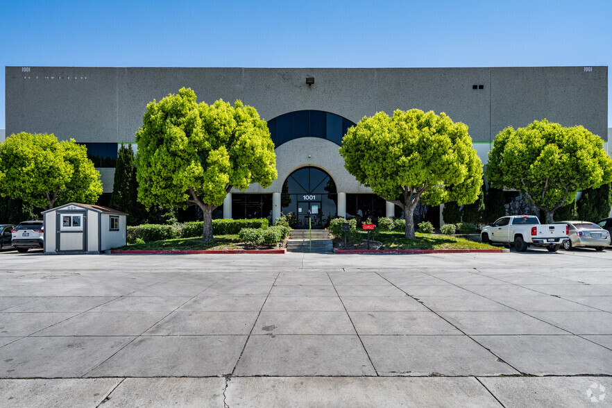 1001 Doubleday Ave, Ontario, CA for lease - Building Photo - Image 3 of 16