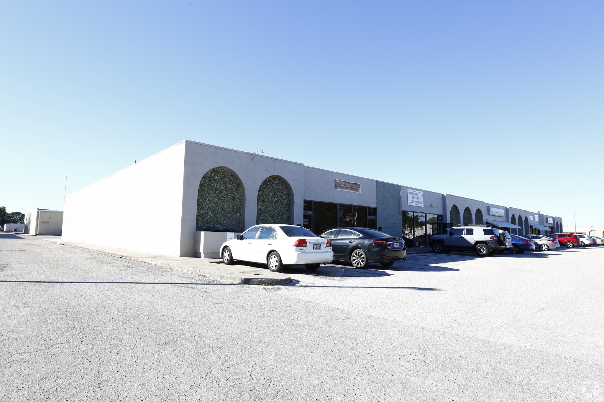 1050-1090 Kapp Dr, Clearwater, FL for sale Primary Photo- Image 1 of 1