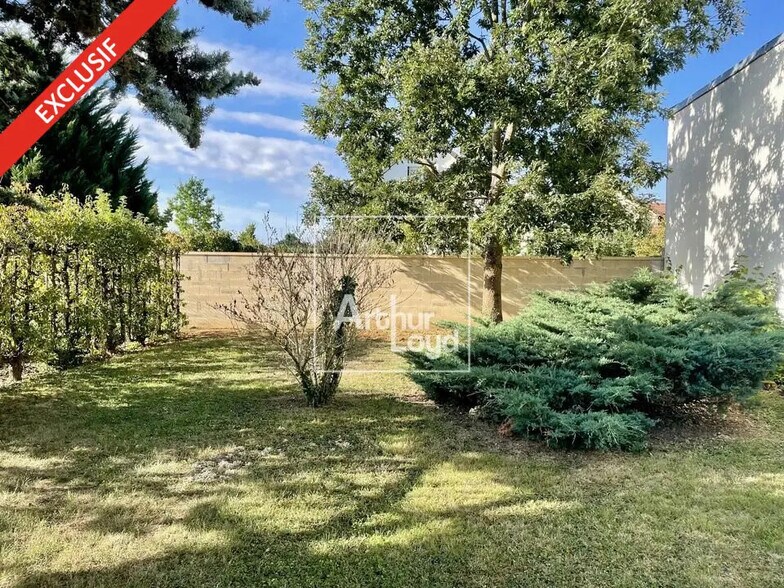 Land in Cesson for sale - Building Photo - Image 3 of 3