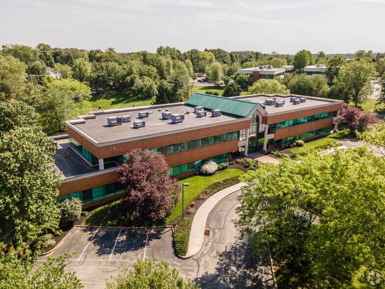 2 Campus Blvd, Newtown Square, PA for sale - Building Photo - Image 3 of 5