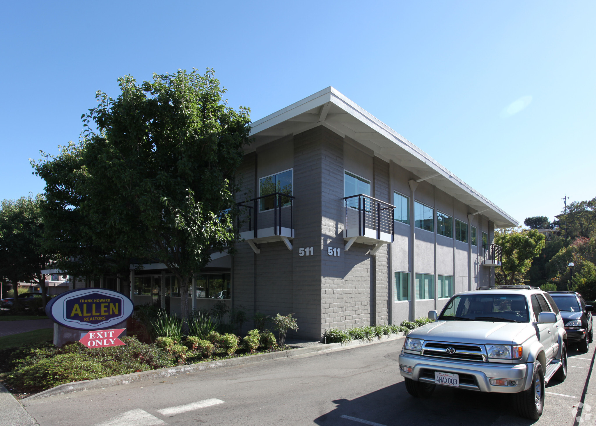 511 Sir Francis Drake Blvd, Greenbrae, CA 94904 - Office for Sale | LoopNet