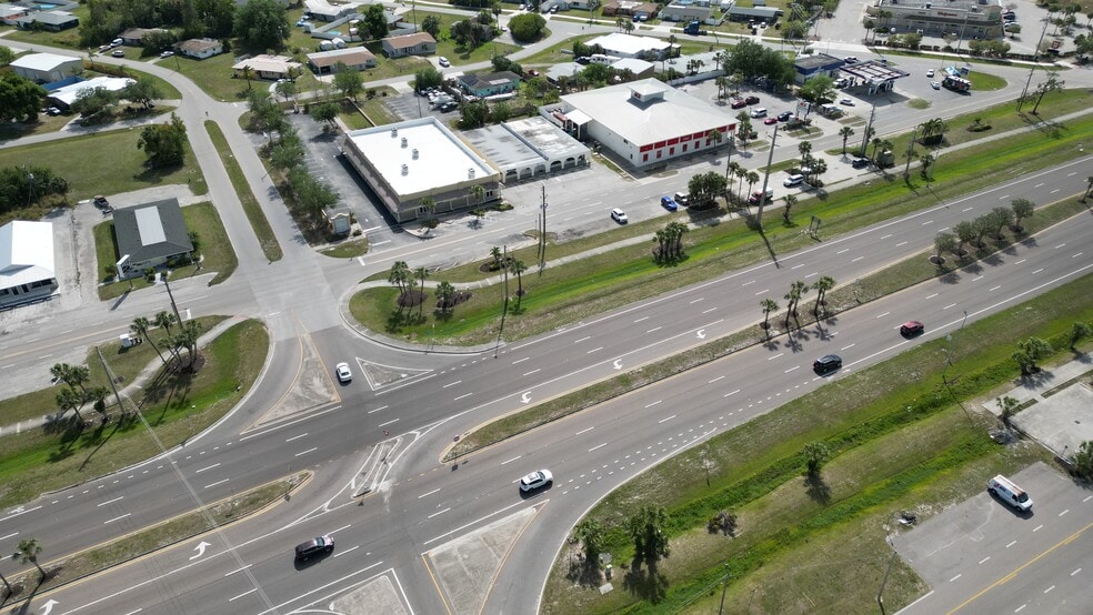 3057 Tamiami Trl, Port Charlotte, FL for sale - Building Photo - Image 3 of 4