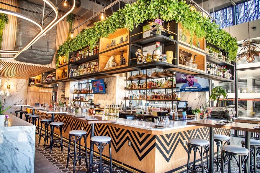 12110 Sunset Hills Rd, Reston, VA for lease - Building Photo - Image 3 of 7