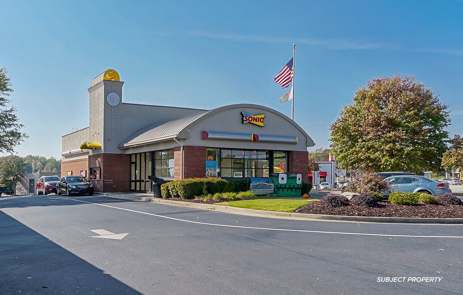 400 Pearl Nix Pky, Gainesville, GA for sale Primary Photo- Image 1 of 1