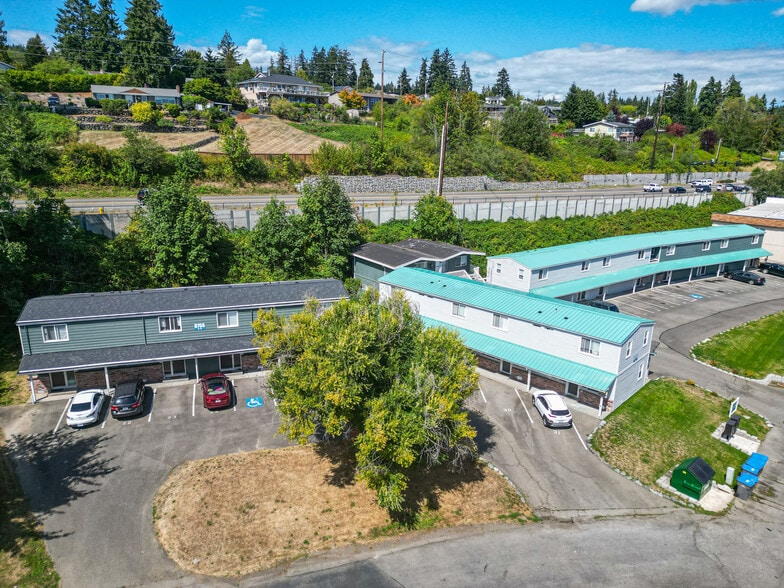 8755 Shoreplace Pl NW, Silverdale, WA for sale - Building Photo - Image 1 of 25