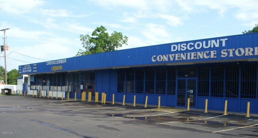 42154219 Main St, Moss Point, MS 39563