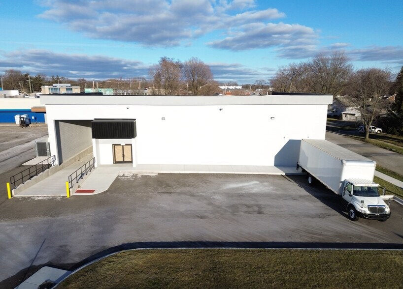 44750 Van Dyke Ave, Utica, MI 48317 Retail for Lease