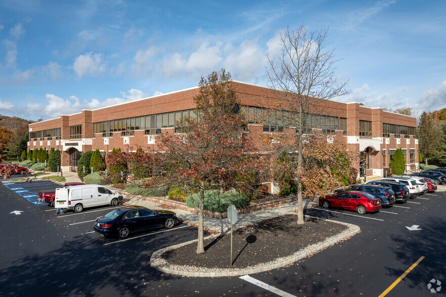 200 Route 31 N, Flemington, NJ for lease - Building Photo - Image 2 of 9