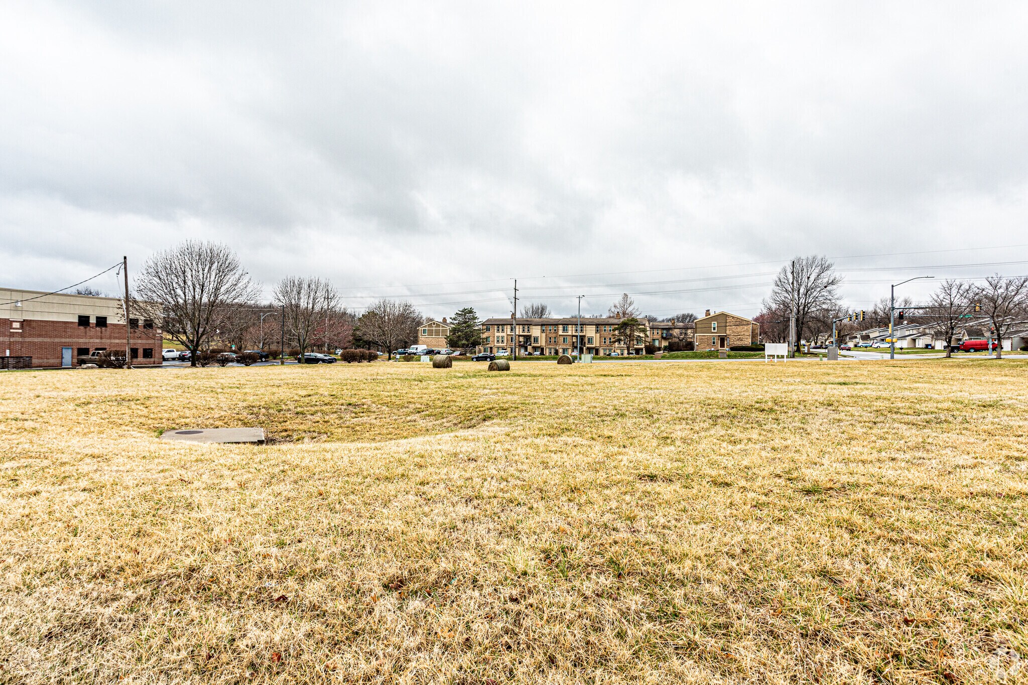 13681 S Mur-Len Rd, Olathe, KS for sale Primary Photo- Image 1 of 1