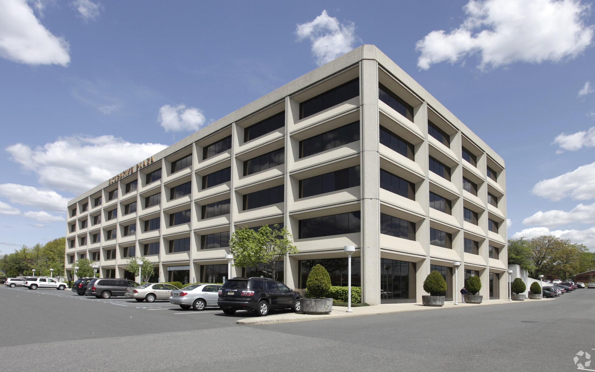 10 Parsonage Rd, Edison, NJ 08837 Office for Lease