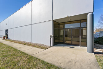 500 Radar Rd, Greensboro, NC for lease Building Photo- Image 2 of 6