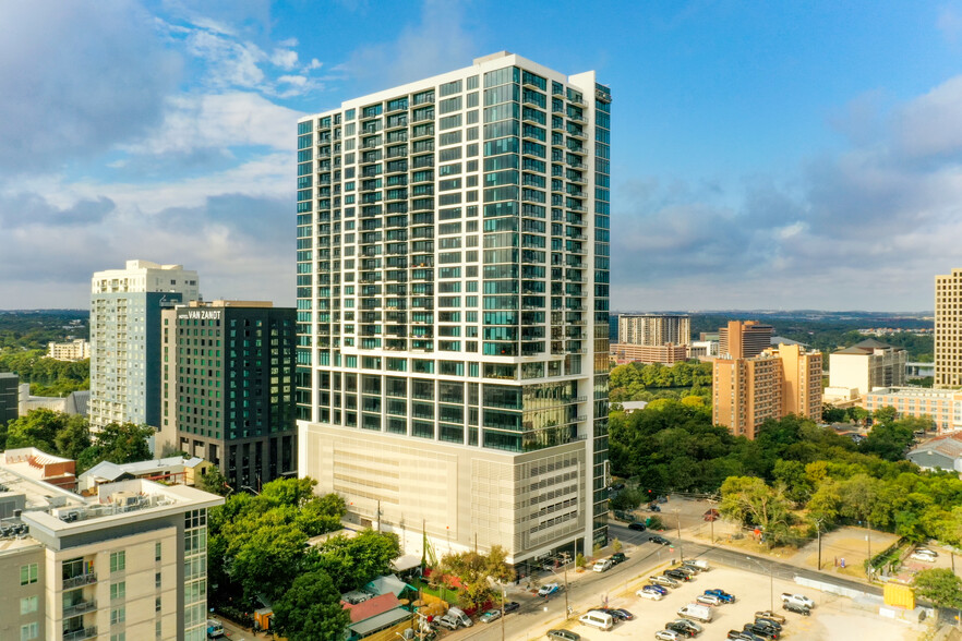 91 Red River St, Austin, TX 78701 - The Quincy | LoopNet