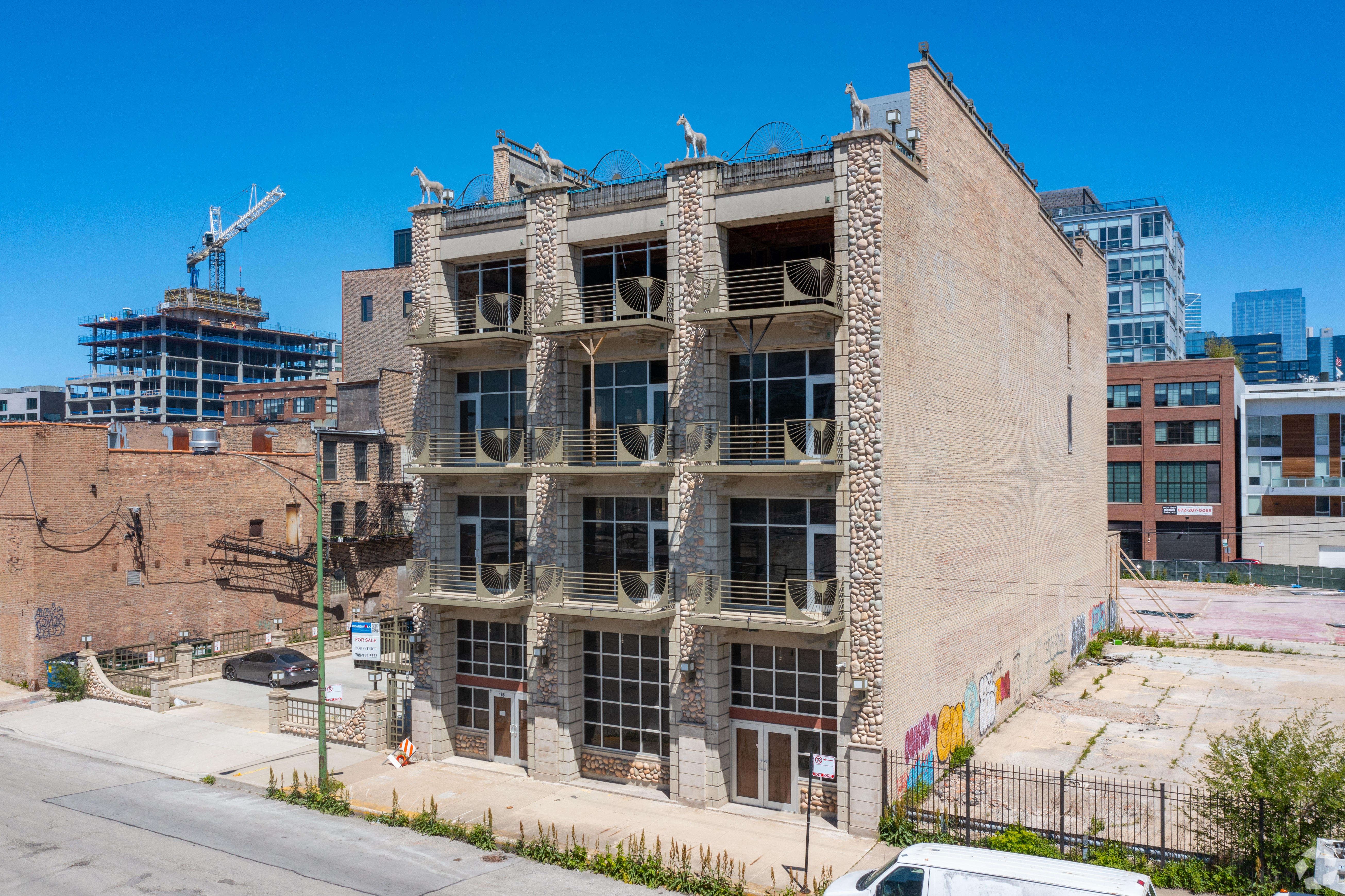 Illinois Apartment Buildings For Sale Loopnet Com