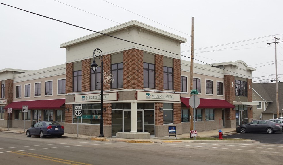 951 Main St, Union Grove, WI for sale - Building Photo - Image 1 of 1