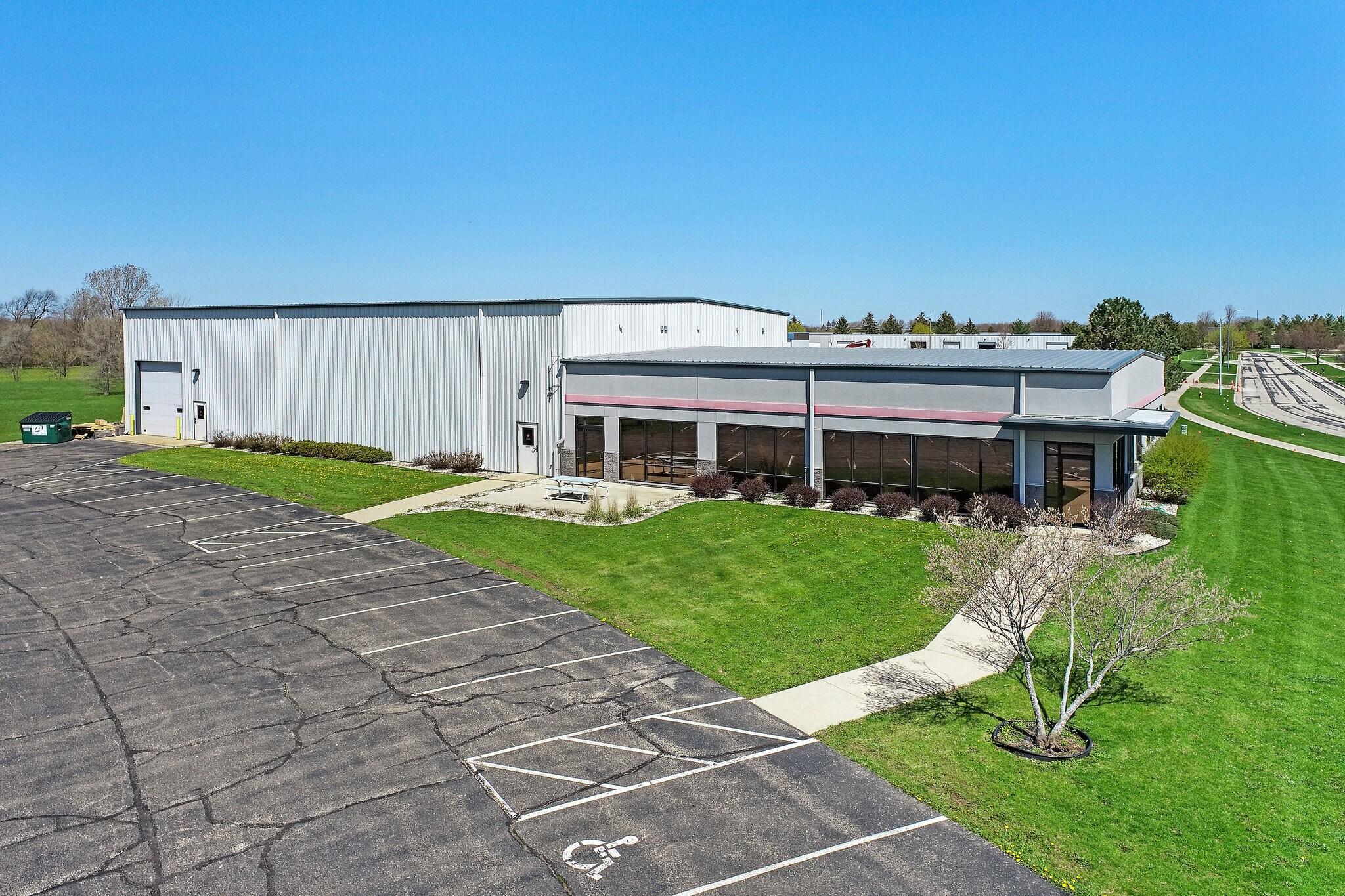 1631 Hobbs Dr, Delavan, WI for sale Building Photo- Image 1 of 1