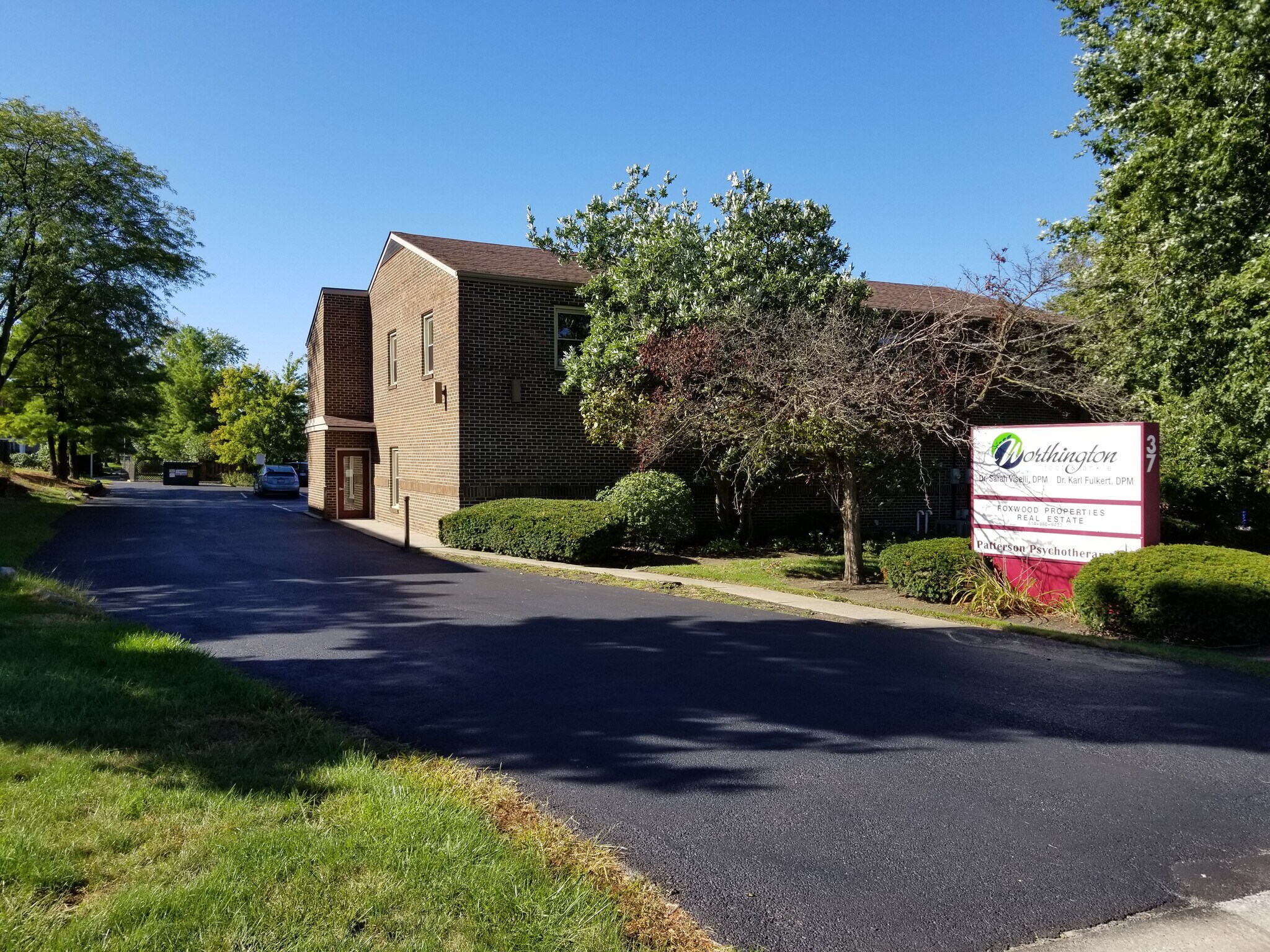 37 E Wilson Bridge Rd, Worthington, OH for sale Building Photo- Image 1 of 1