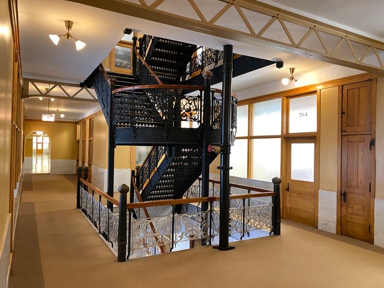 53 W Jackson Blvd, Chicago, IL for lease - Interior Photo - Image 3 of 38