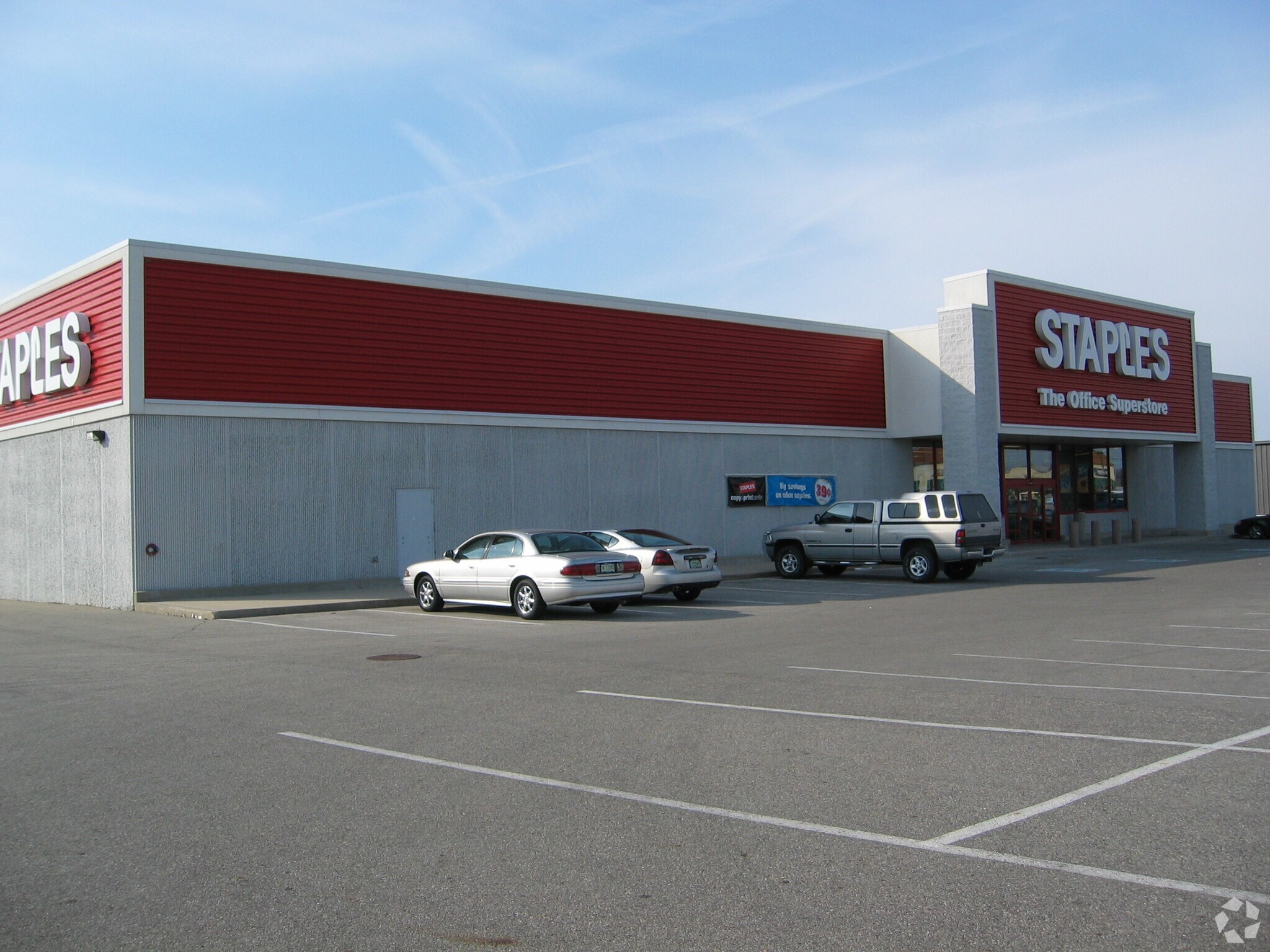 1211 Wayne St, Angola, IN for sale Primary Photo- Image 1 of 1