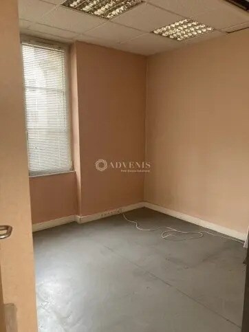 Office in Blois for sale - Interior Photo - Image 3 of 6