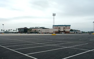 More details for 10490 Gandy Blvd N, Saint Petersburg, FL - Sports & Entertainment for Sale