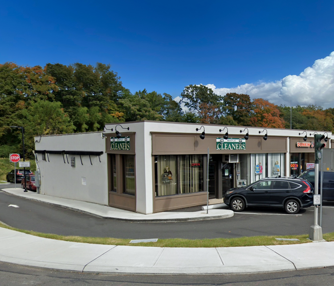 1529-1543 E Post Rd, Westport, CT for lease - Building Photo - Image 2 of 3