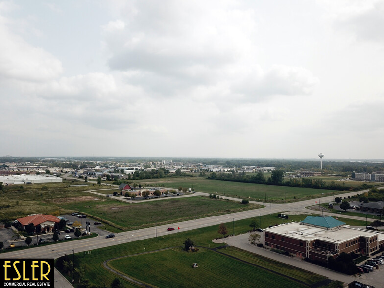 718 N McCarthy Rd, Appleton, WI for sale - Aerial - Image 3 of 10