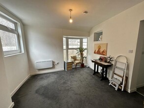 22 College St, Ammanford for lease Interior Photo- Image 1 of 5