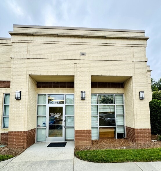 2620 Arrowood Rd, Charlotte, NC for sale - Building Photo - Image 2 of 11