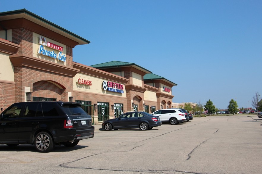 556-586 Randall Rd, South Elgin, IL 60177 - Retail for Lease | LoopNet.com