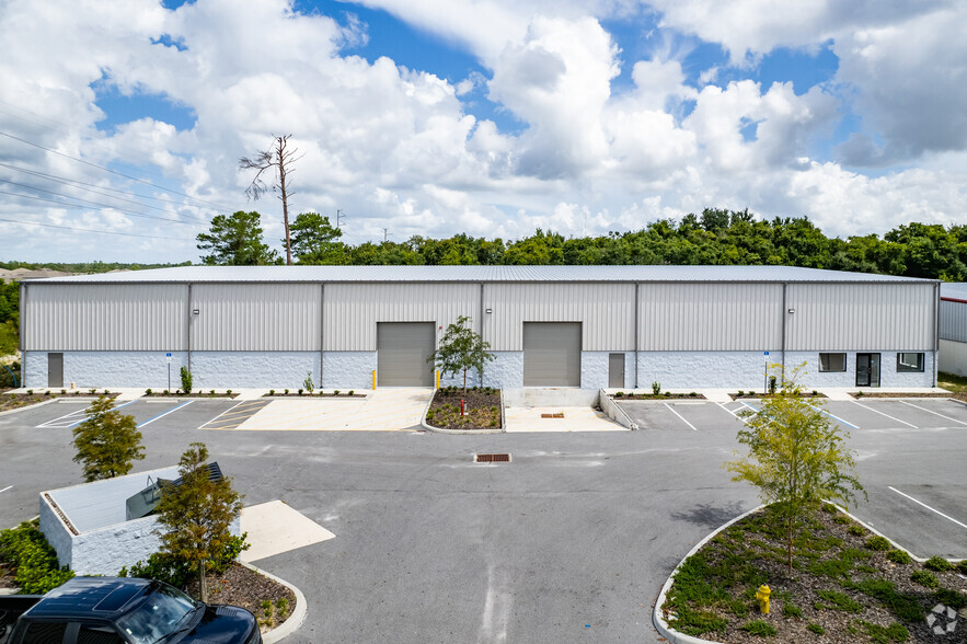 260-278 Springview Commerce Dr, Debary, FL for lease - Primary Photo - Image 2 of 8