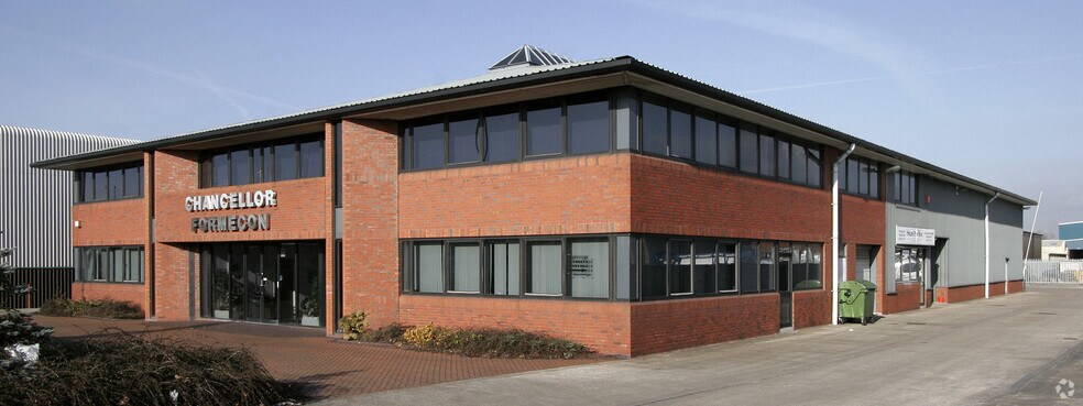 Gateway, Crewe for lease - Building Photo - Image 2 of 17