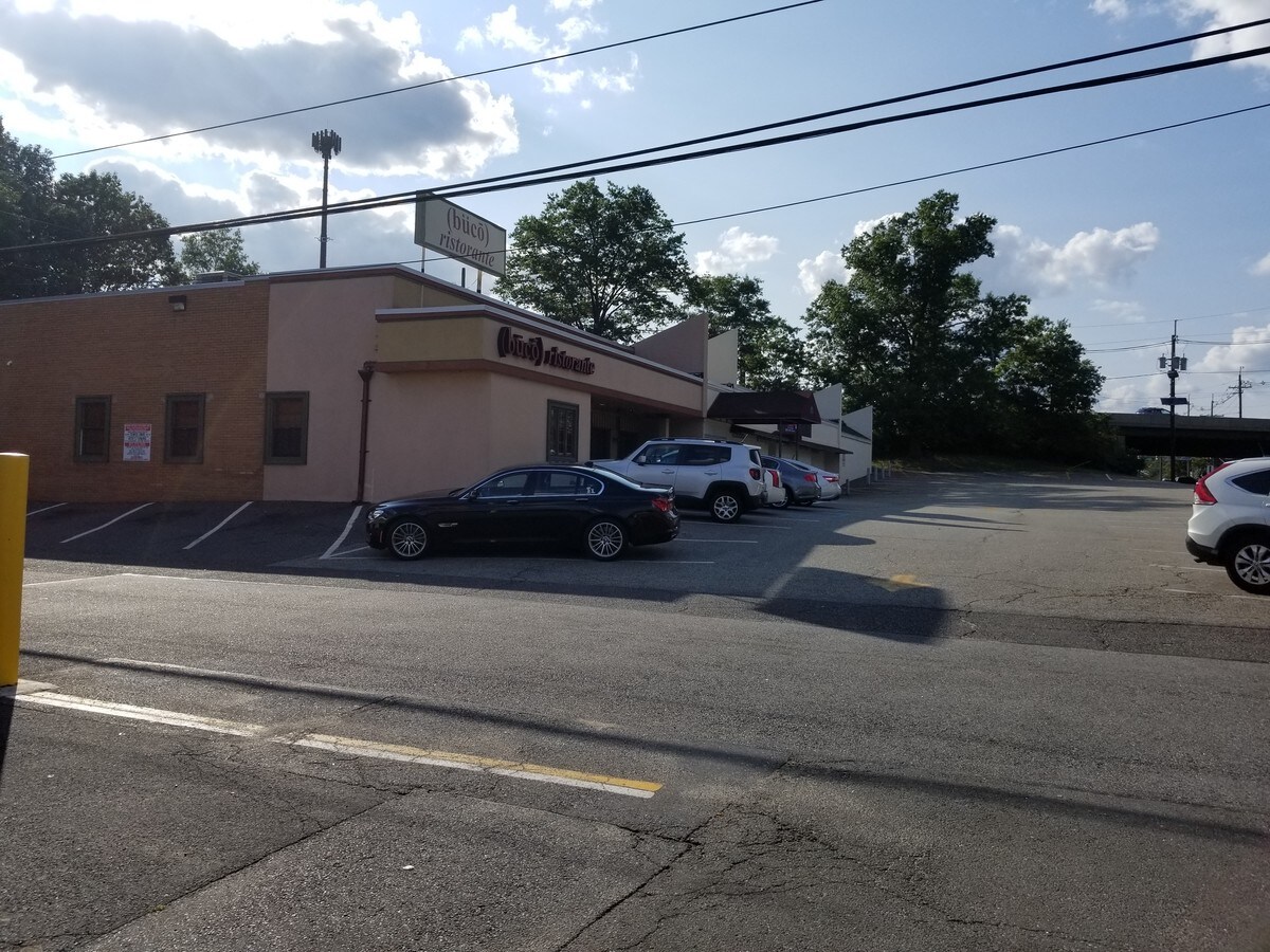 953 Allwood Rd, Clifton, NJ 07012