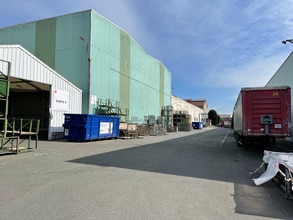 Industrial in Mitry-Mory for sale Building Photo- Image 2 of 9