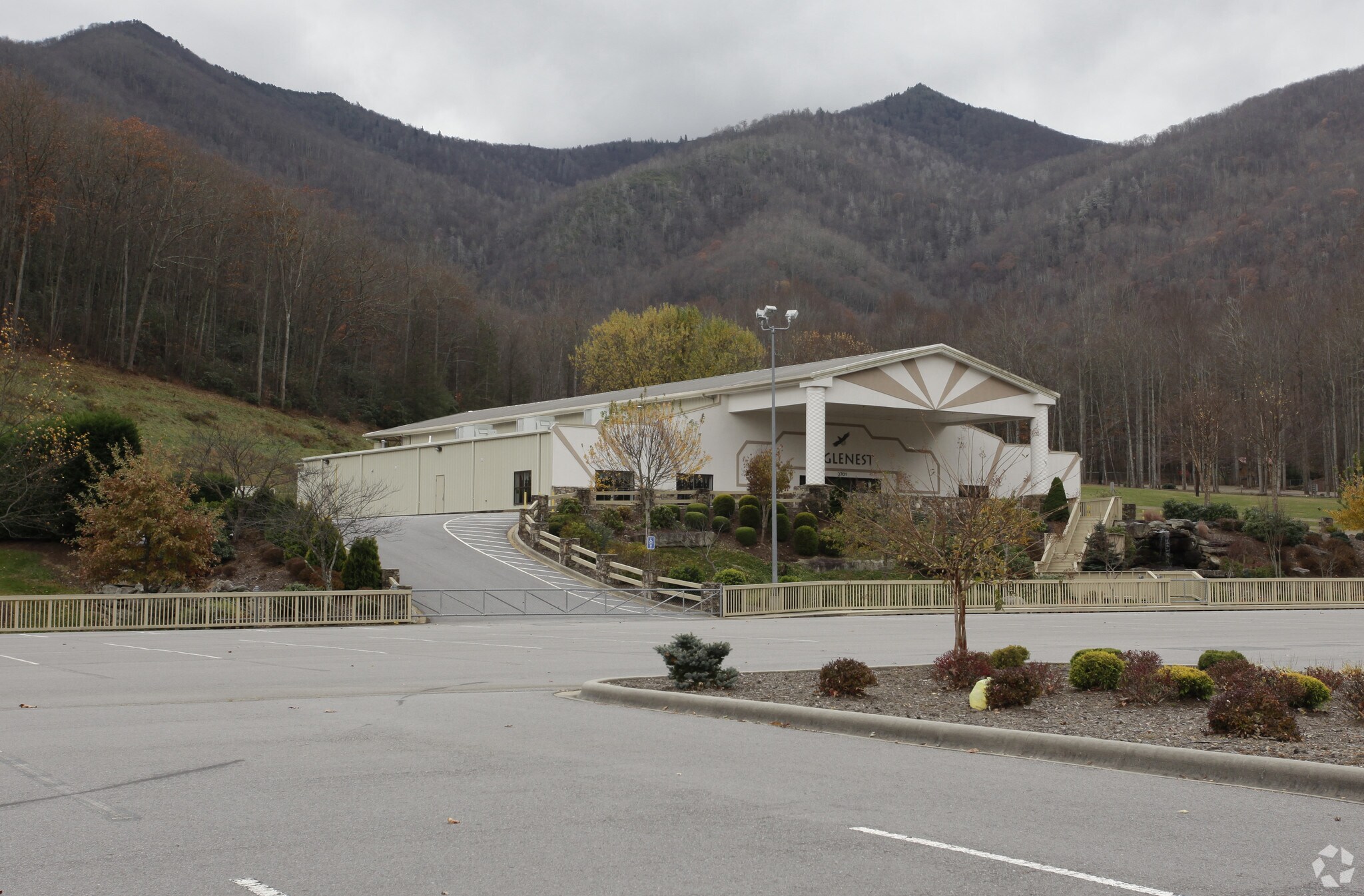 2701 Soco Rd, Maggie Valley, NC for sale Primary Photo- Image 1 of 1