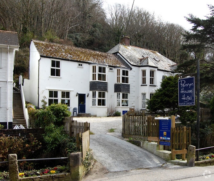 The Coombes, Polperro for sale - Primary Photo - Image 1 of 1