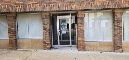 101 S 1st St, Montevideo, MN for lease Interior Photo- Image 2 of 23