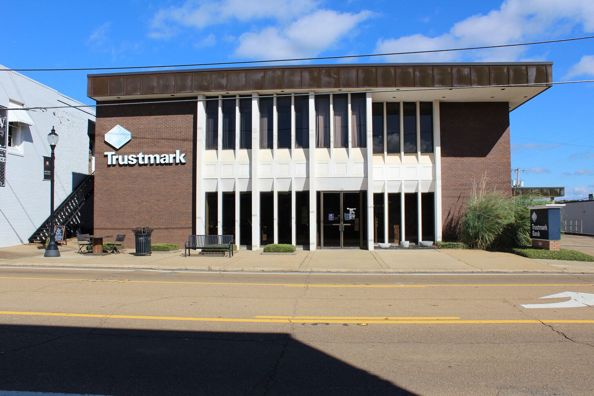 106 Government St, Brandon, MS for sale Building Photo- Image 1 of 1