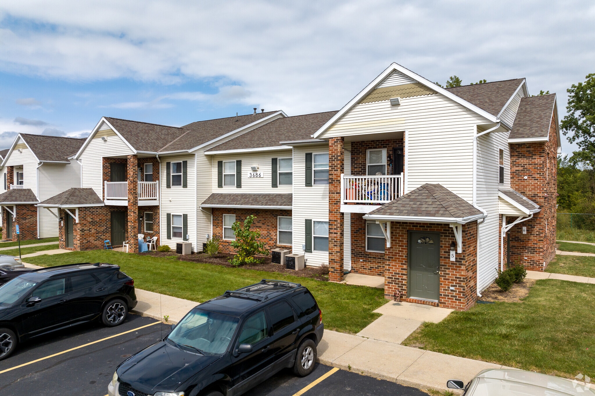 3670 Hess Ave, Saginaw, MI for sale Primary Photo- Image 1 of 1