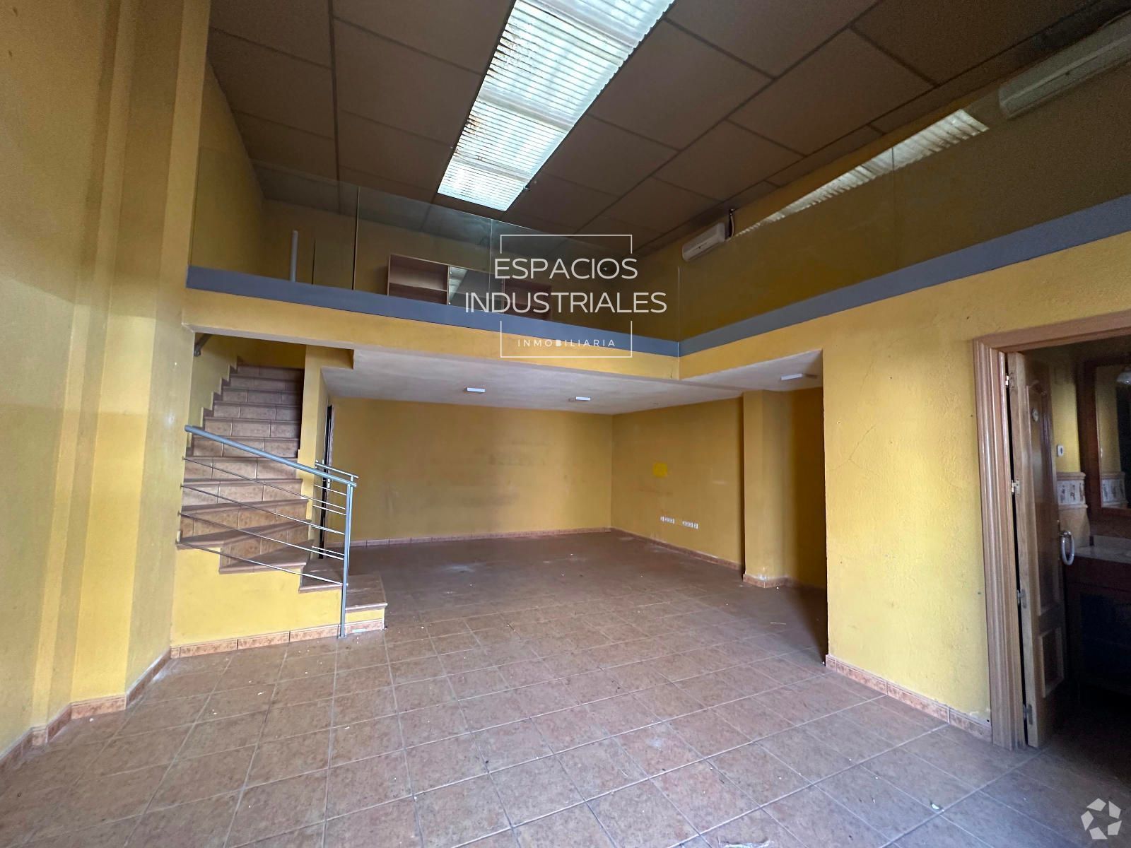 Industrial in Mejorada del Campo, Madrid for sale Primary Photo- Image 1 of 1