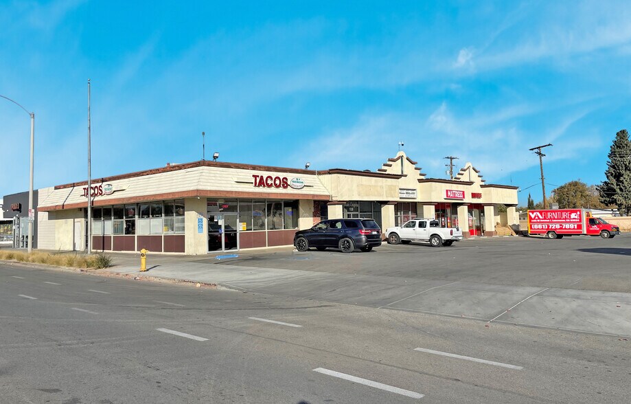 1137-1149 W Avenue I, Lancaster, CA for lease - Primary Photo - Image 1 of 15