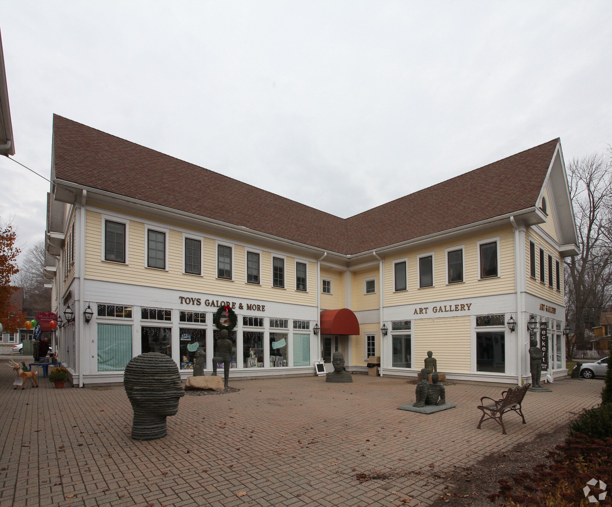 27 N Main St, Kent, CT for sale Primary Photo- Image 1 of 1